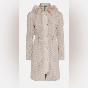 Karen Millen Long Quilted Faux Fur Trimmed Hood Coat
Size 6 silver new